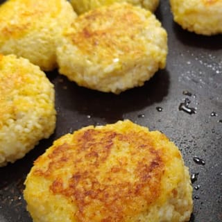 Galettes de millet à l’emmental