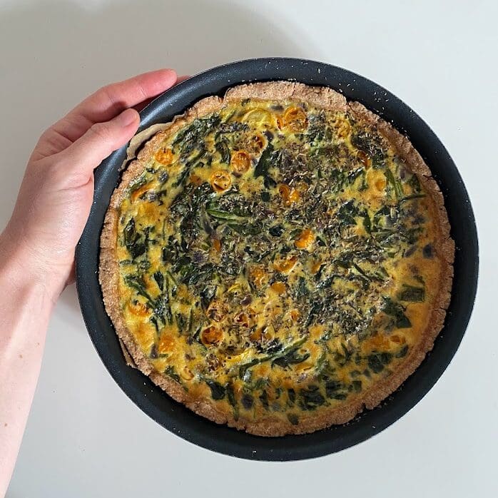 Spinach and Tomato Quiche with a Whole-Wheat Crust