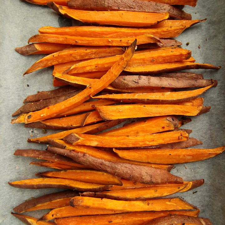 Crispy oven baked sweet potato fries