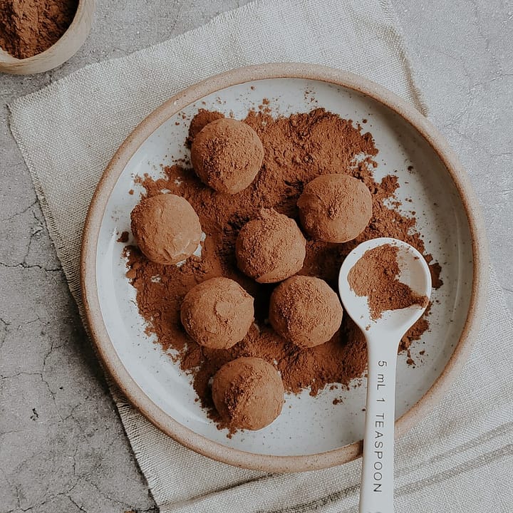 Date Tahini Truffle – quick and easy with just 3 ingredients